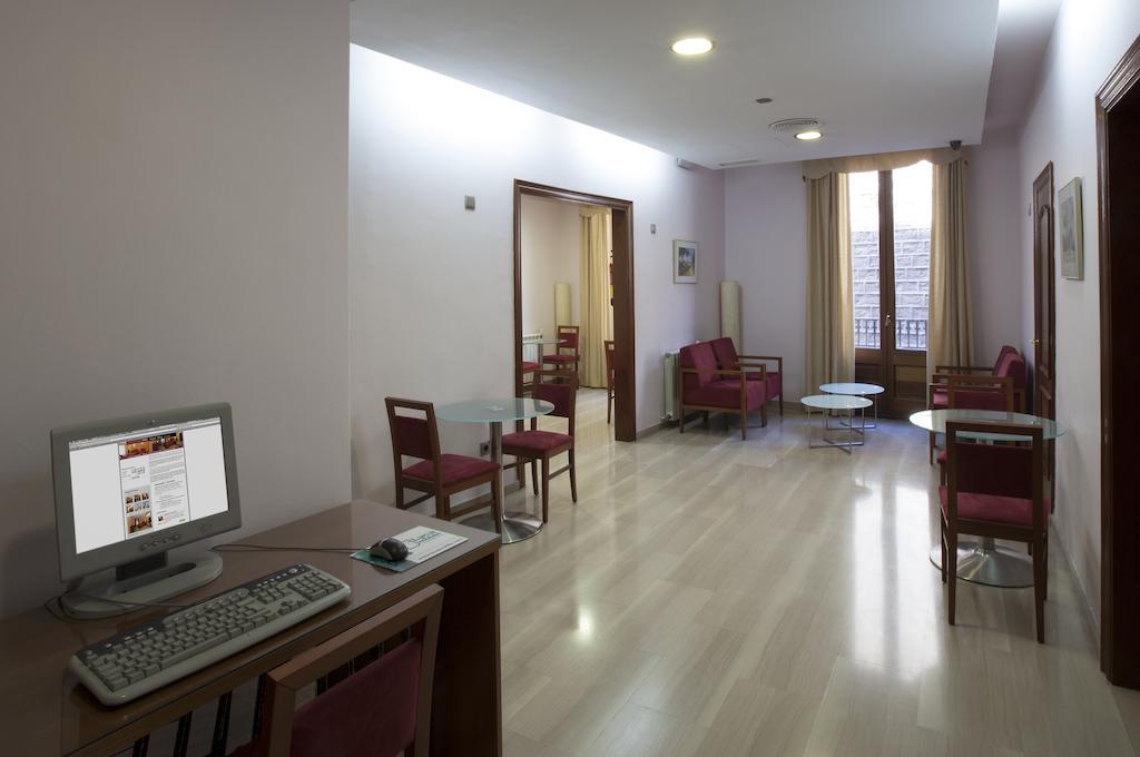 อัลบา โฮเต็ล Hotel บาร์เซโลนา ภายนอก รูปภาพ