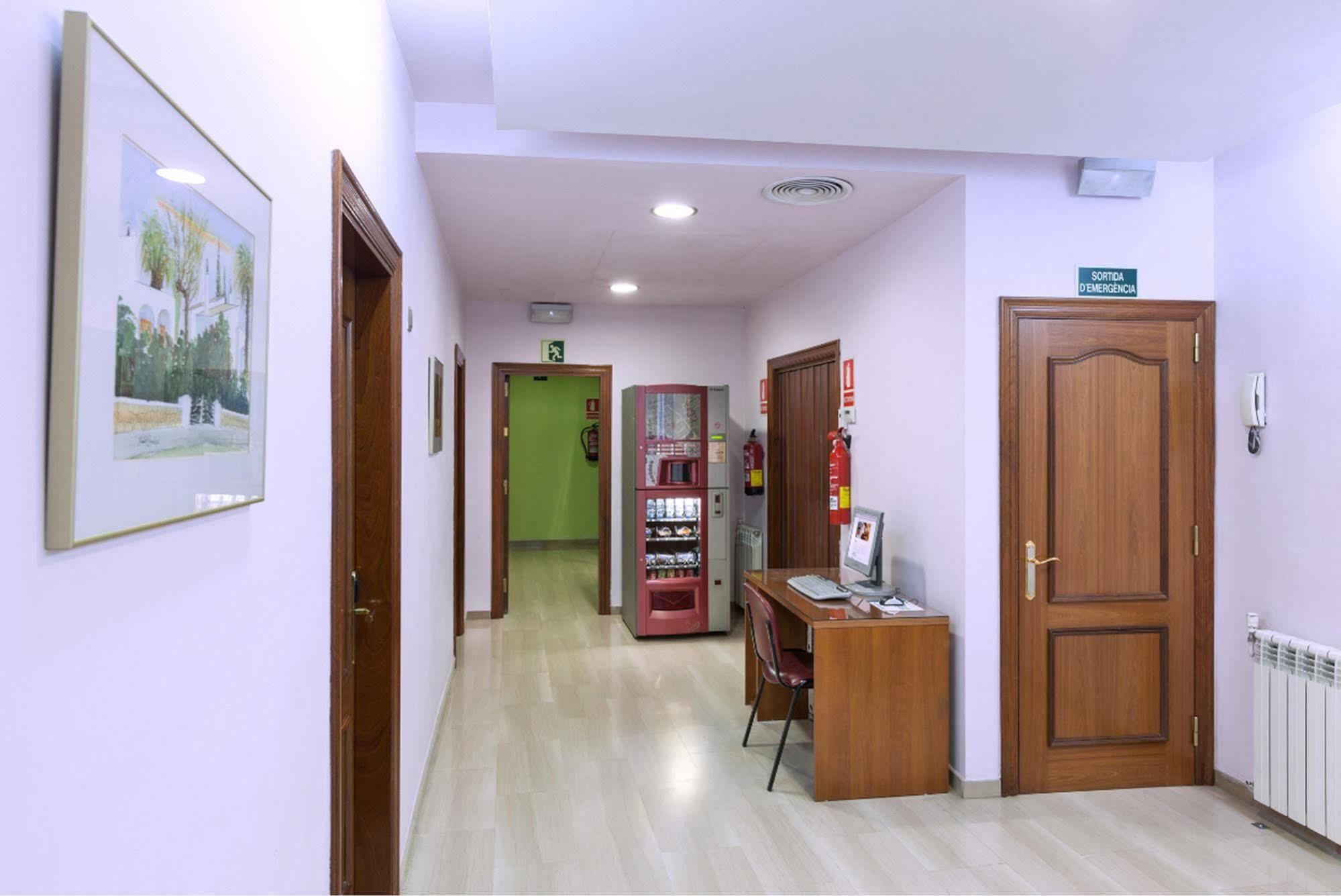 อัลบา โฮเต็ล Hotel บาร์เซโลนา ภายนอก รูปภาพ